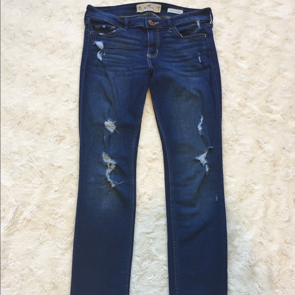 HOLLISTER Distressed Low Rise Supper Skinny Jeans
